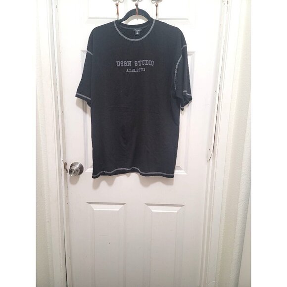 Boohoo Men's Athletics Black Front Embroidery T-Shirt Size 10 - Picture 1 of 8